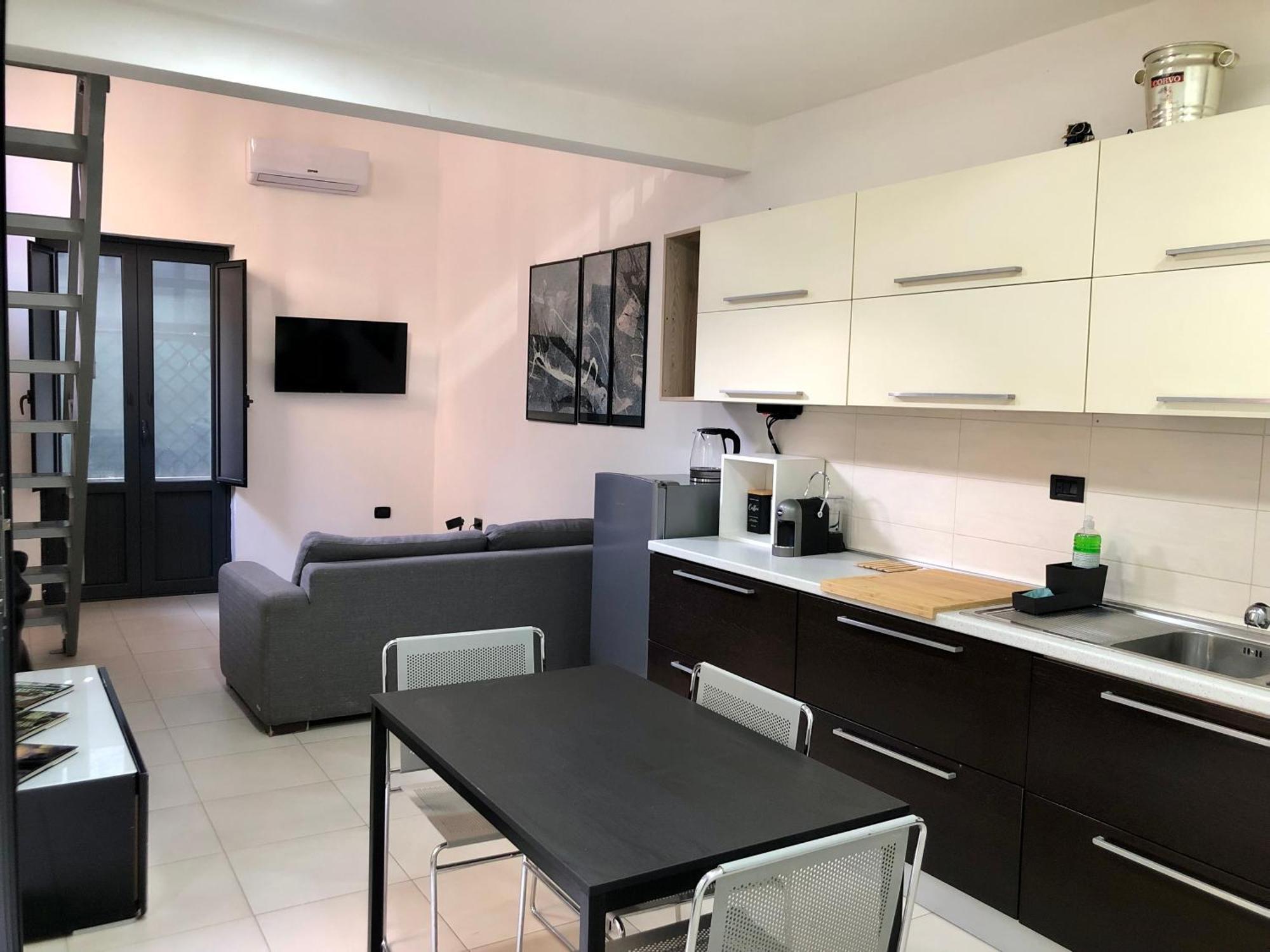 Appartamento Loft Vicolo Lavico Aeroporto di Catania Fontana Rossa Esterno foto